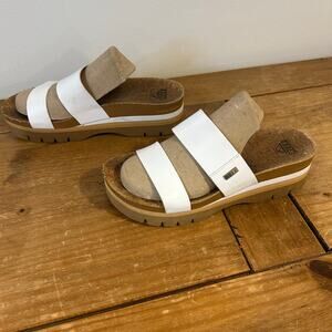 REEF Sz 10 Women's Cushion Vista Hi Platform Slide Sandals White Summer Comfort